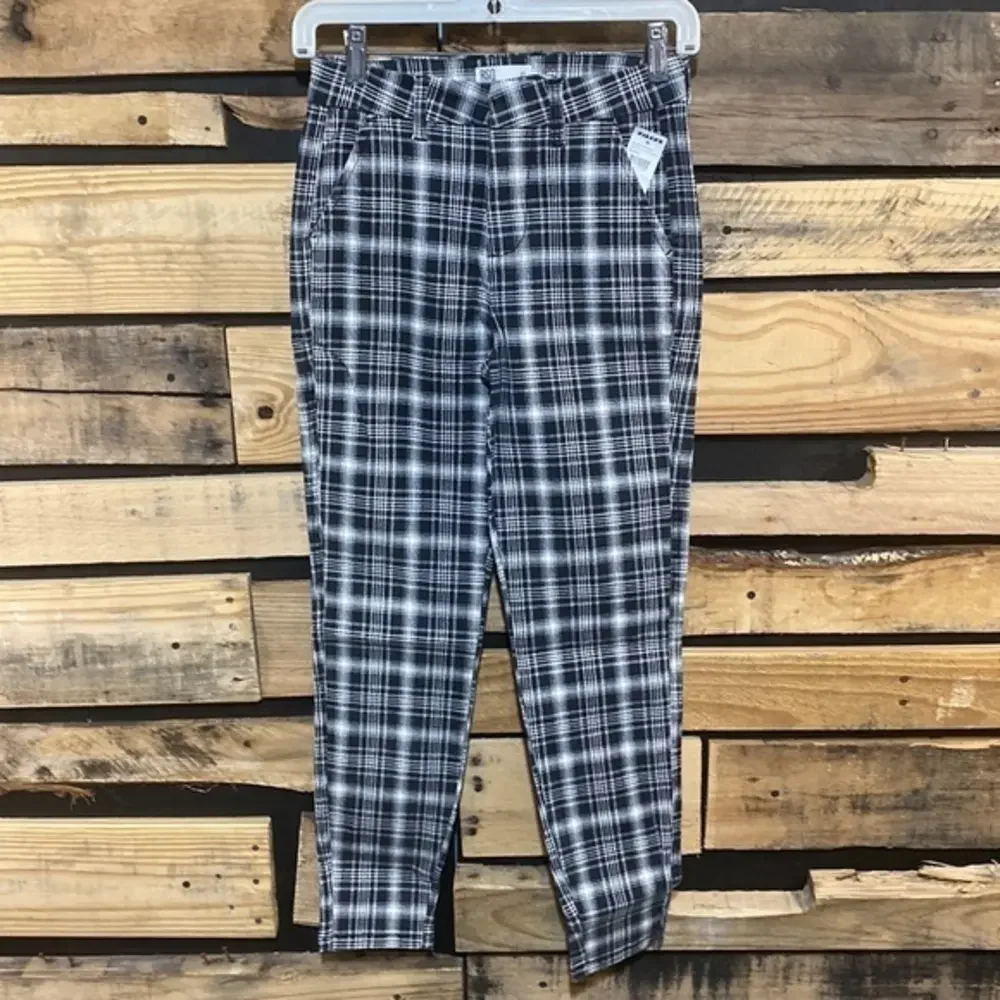 NWT‎ Tilly’s RSQ Plaid Trousers Black/White Size XS